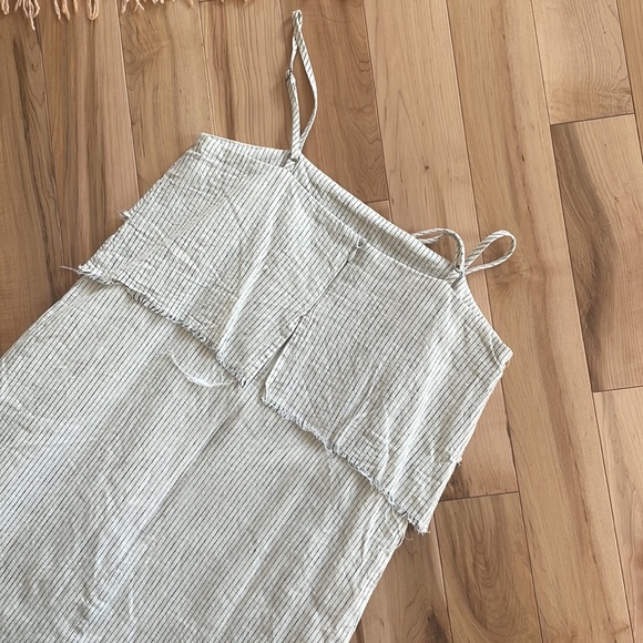 Linen Dress - Picture 3 of 7